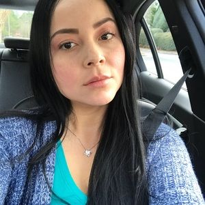 Meet your Posher, Mariana